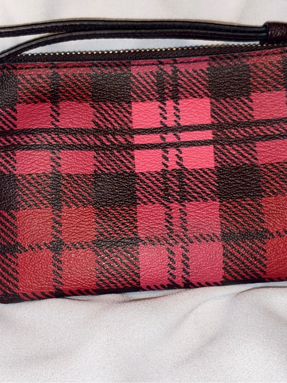 Coach F23632 Buffalo Shadow Plaid Red Black Corner Zip Wristlet 2017 - Picture 2 of 10